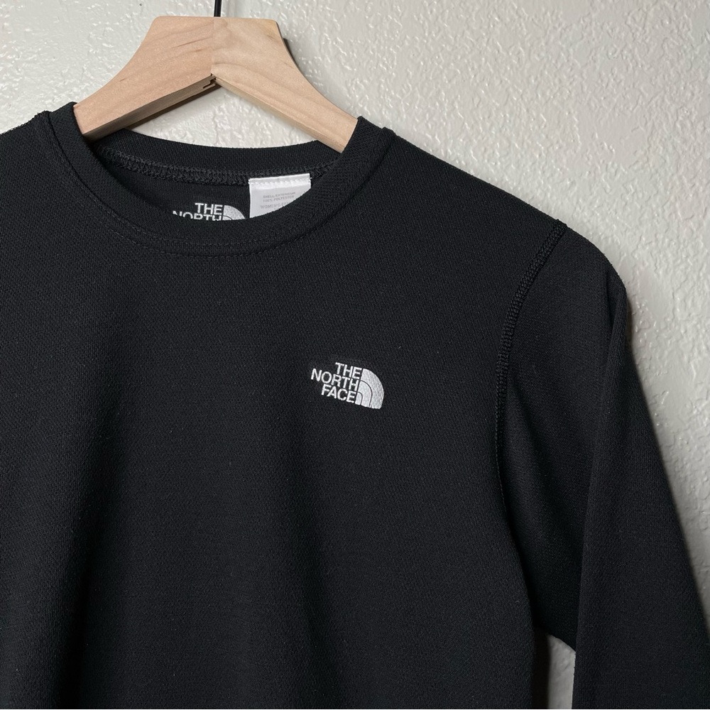 The North Face Women’s Long Sleeve Workout Active Top - Picture 3 of 12